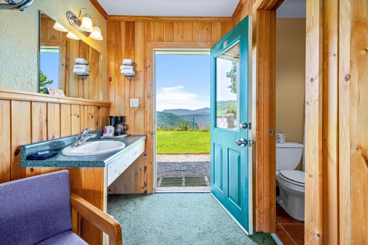 Green River Lodge Saluda 외부 사진