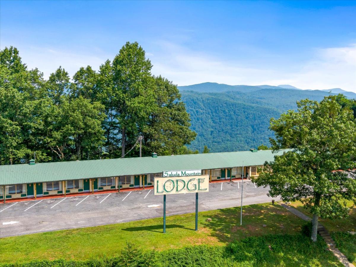 Green River Lodge Saluda 외부 사진