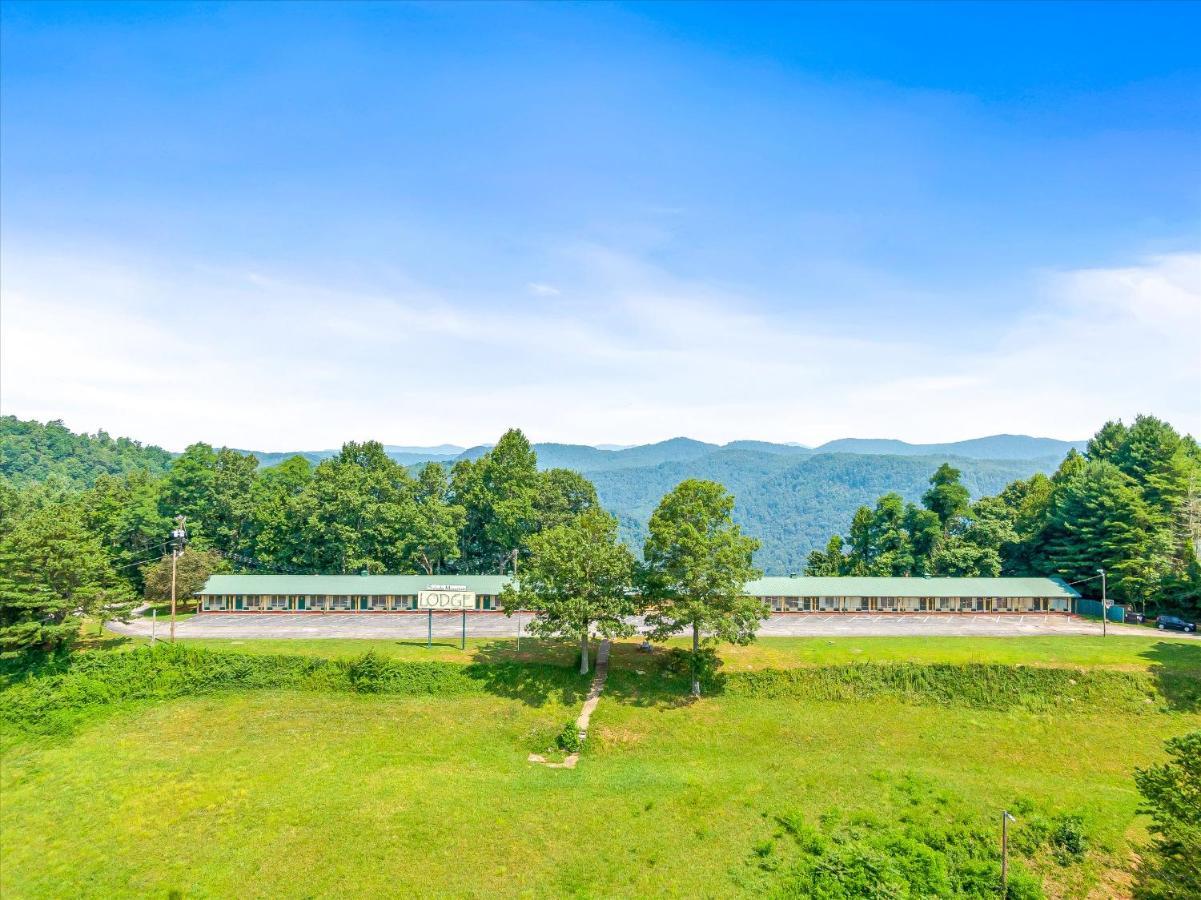 Green River Lodge Saluda 외부 사진