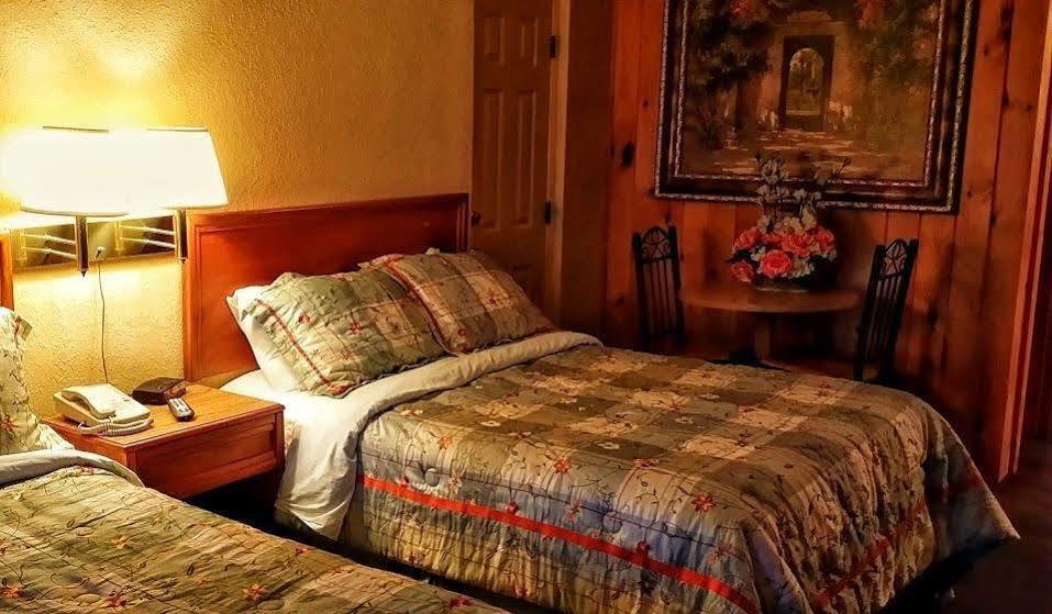 Green River Lodge Saluda 외부 사진